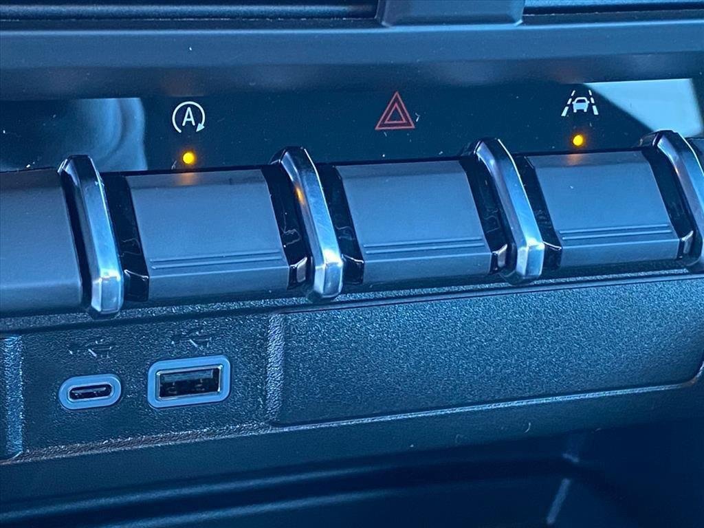 New 2026 Chevrolet Colorado Trail Boss AWD/4WD image 21