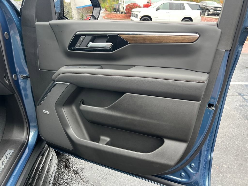 New 2026 Chevrolet Tahoe High Country w/ Sun And Tow Package image 18