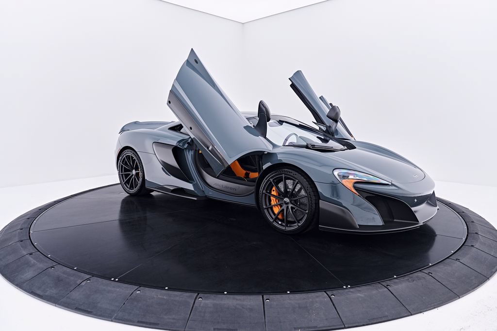 Used 2016 McLaren 675LT Coupe RWD image 34