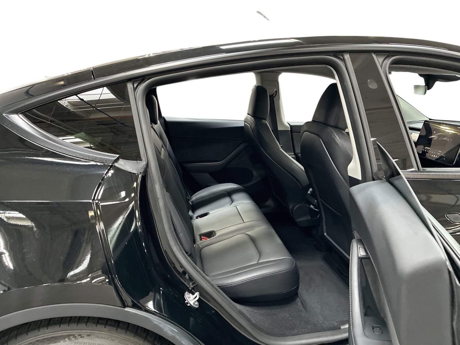 Certified 2023 Tesla Model Y Performance AWD/4WD image 11