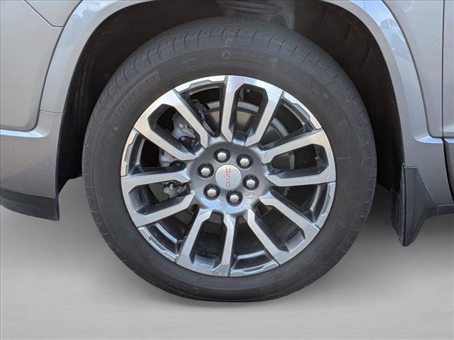 Used 2021 GMC Acadia Denali w/ Denali Technology Package image 22