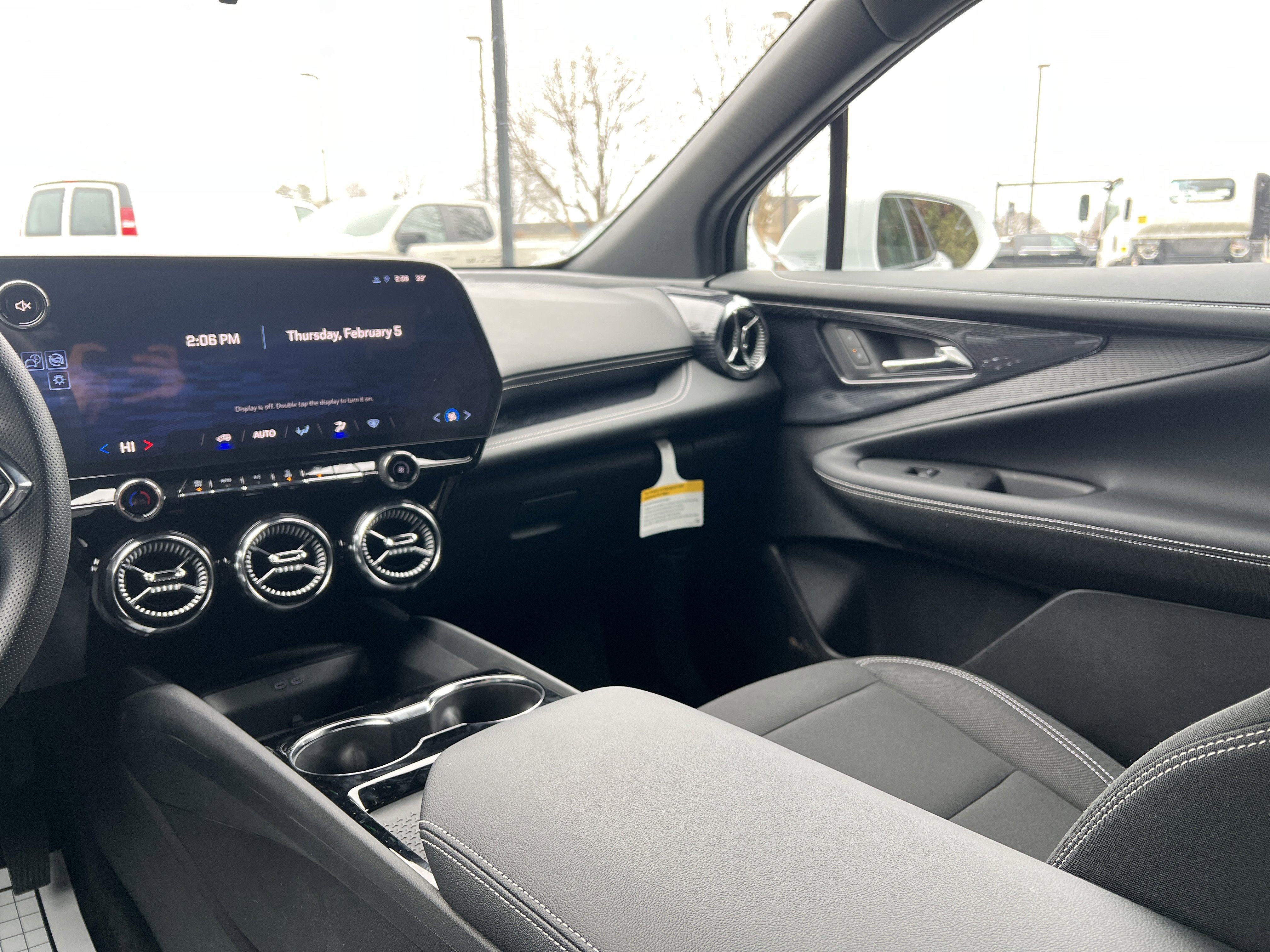 New 2026 Chevrolet Blazer EV LT image 24