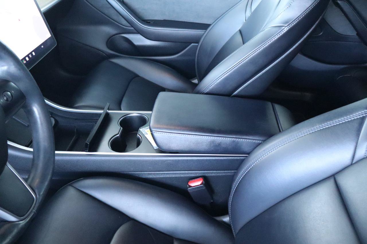 Used 2018 Tesla Model 3 Long Range RWD image 17