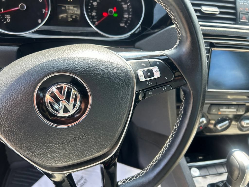 Used 2016 Volkswagen Jetta Sport FWD image 27