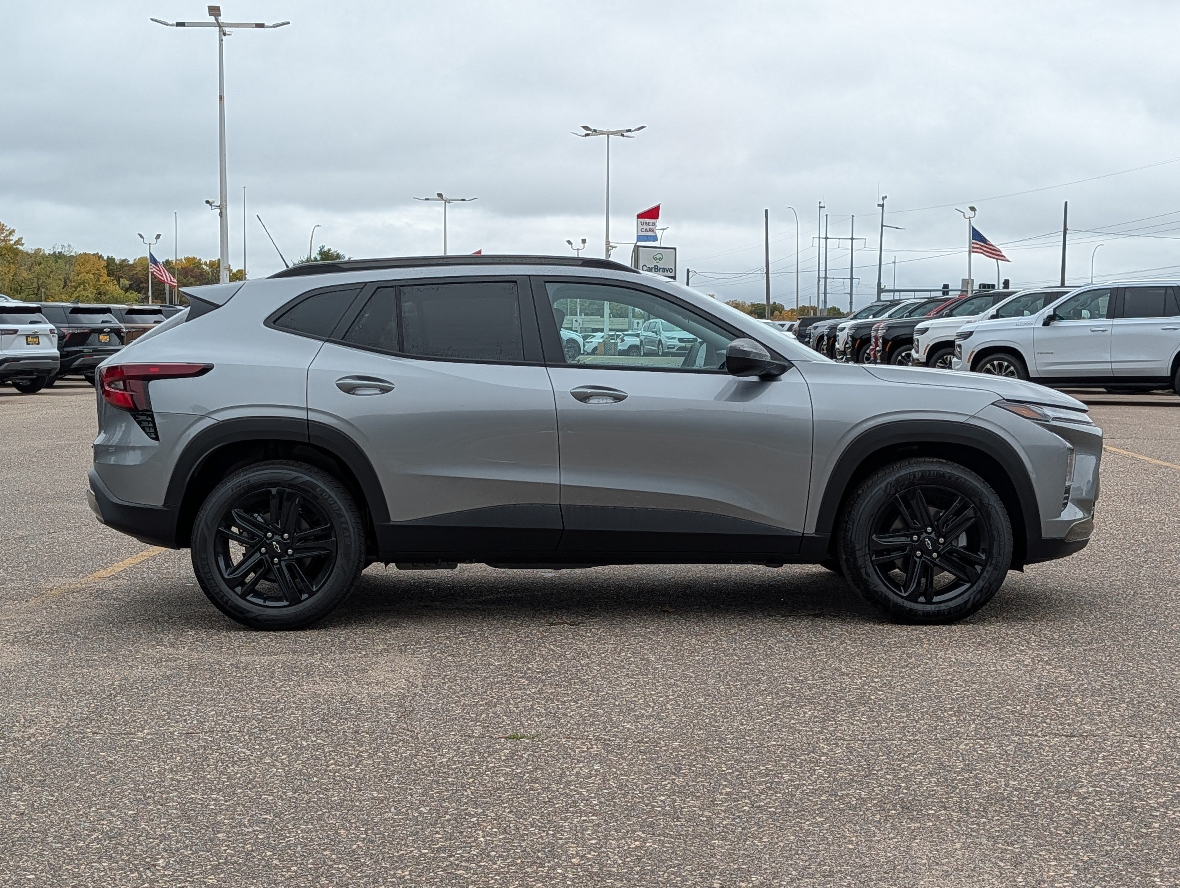 New 2026 Chevrolet Trax ACTIV w/ Driver Confidence Package FWD image 2