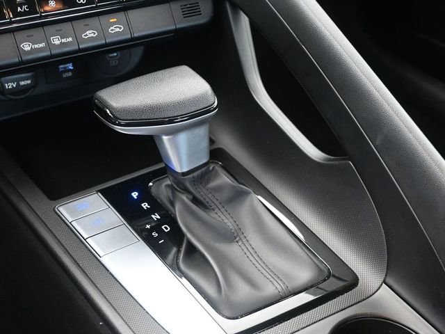 Used 2024 Hyundai Elantra SEL image 22