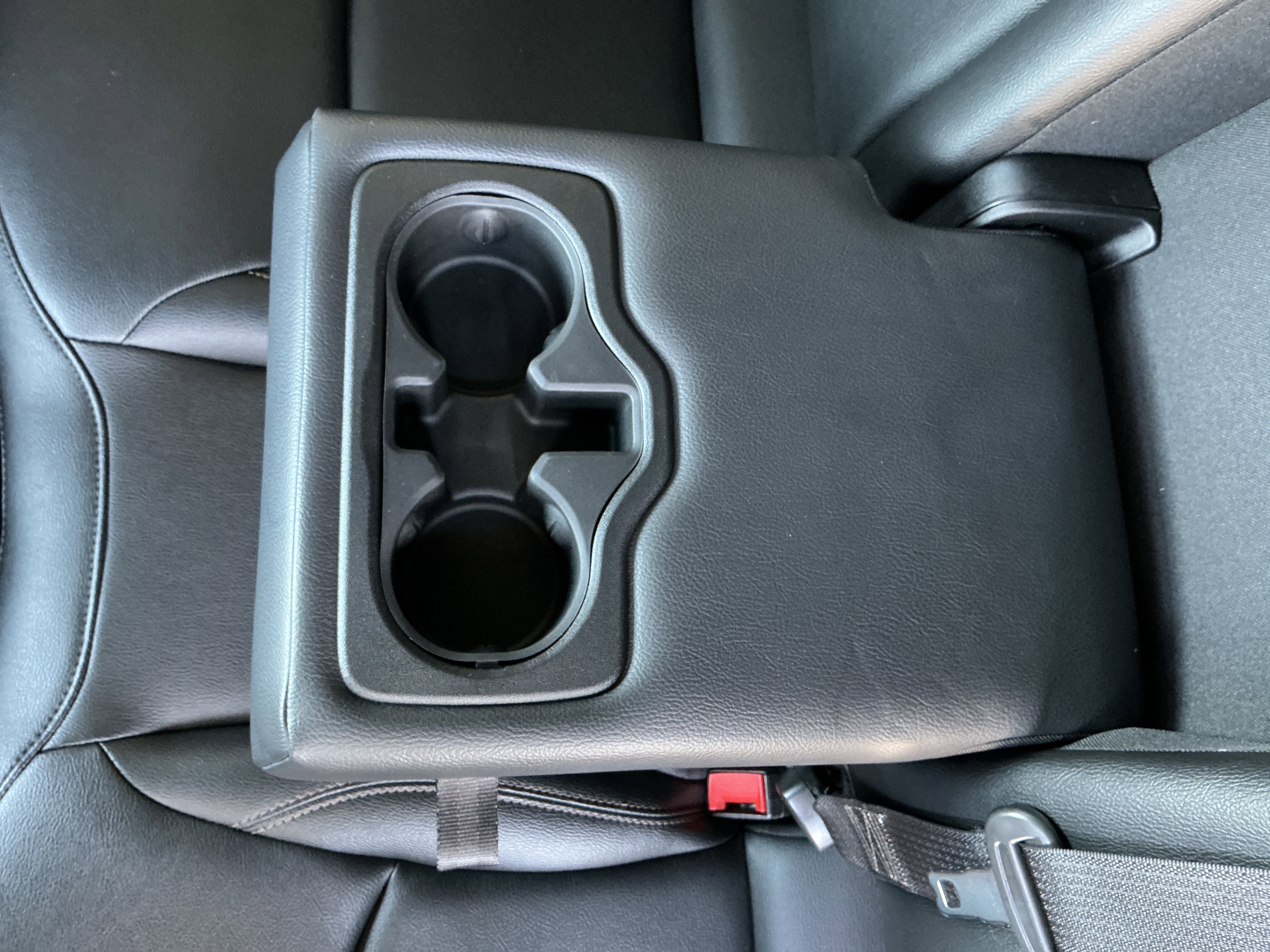 Used 2024 Jeep Compass Latitude image 32