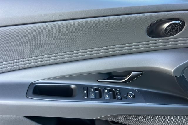 New 2026 Hyundai Elantra Sport FWD image 11