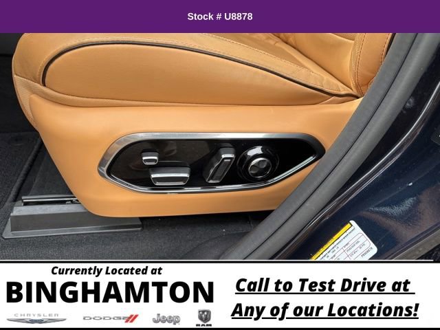 Used 2023 Jeep Grand Cherokee Summit image 10