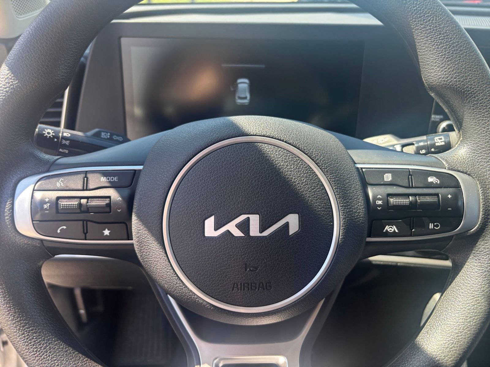 Used 2025 Kia Sportage LX image 25