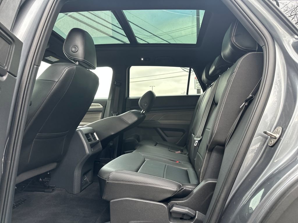 Certified 2023 Volkswagen Atlas Cross Sport SE AWD/4WD image 13