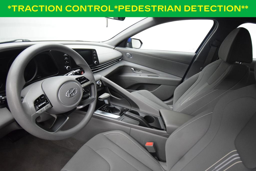 Used 2022 Hyundai Elantra SEL FWD image 9