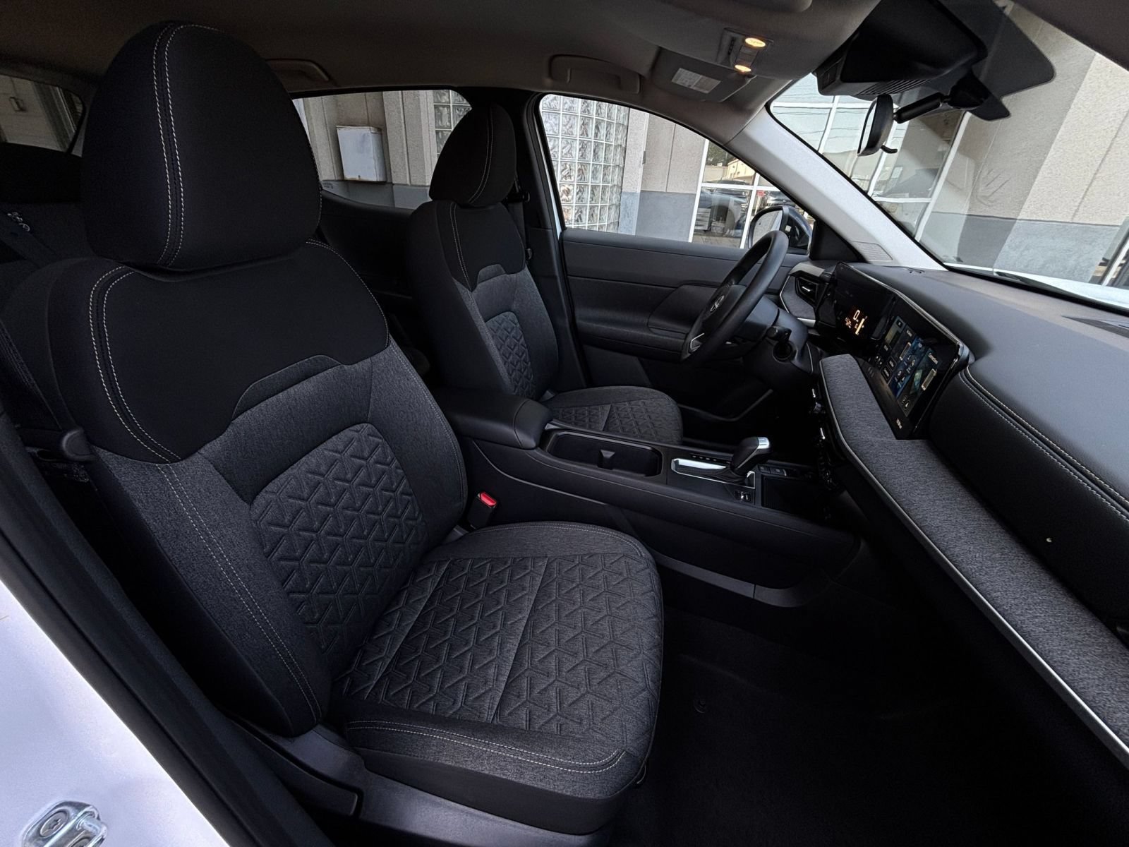 Used 2026 Nissan Kicks SV w/ Cold Weather Package FWD image 34
