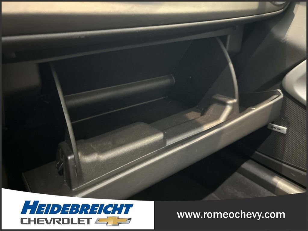 Used 2022 Chevrolet Camaro LT w/ Technology Package RWD image 25