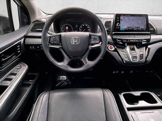 Used 2025 Honda Odyssey Elite image 7