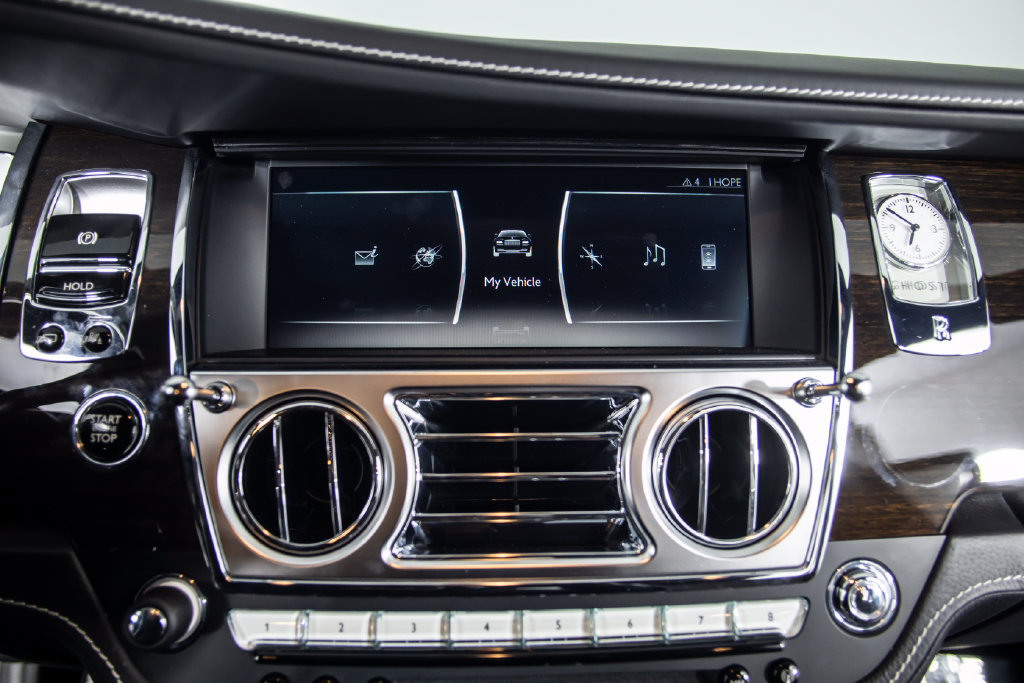 Used 2019 Rolls-Royce Ghost RWD image 41