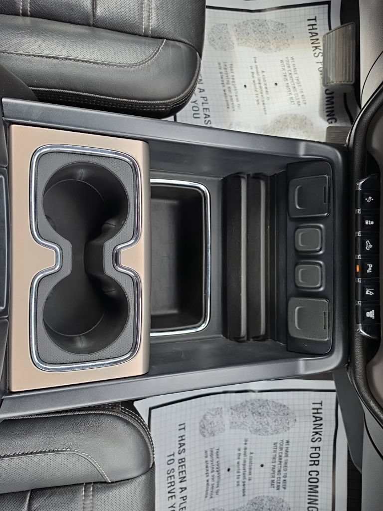 Used 2019 GMC Sierra 2500 Denali w/ Duramax Plus Package AWD/4WD image 40