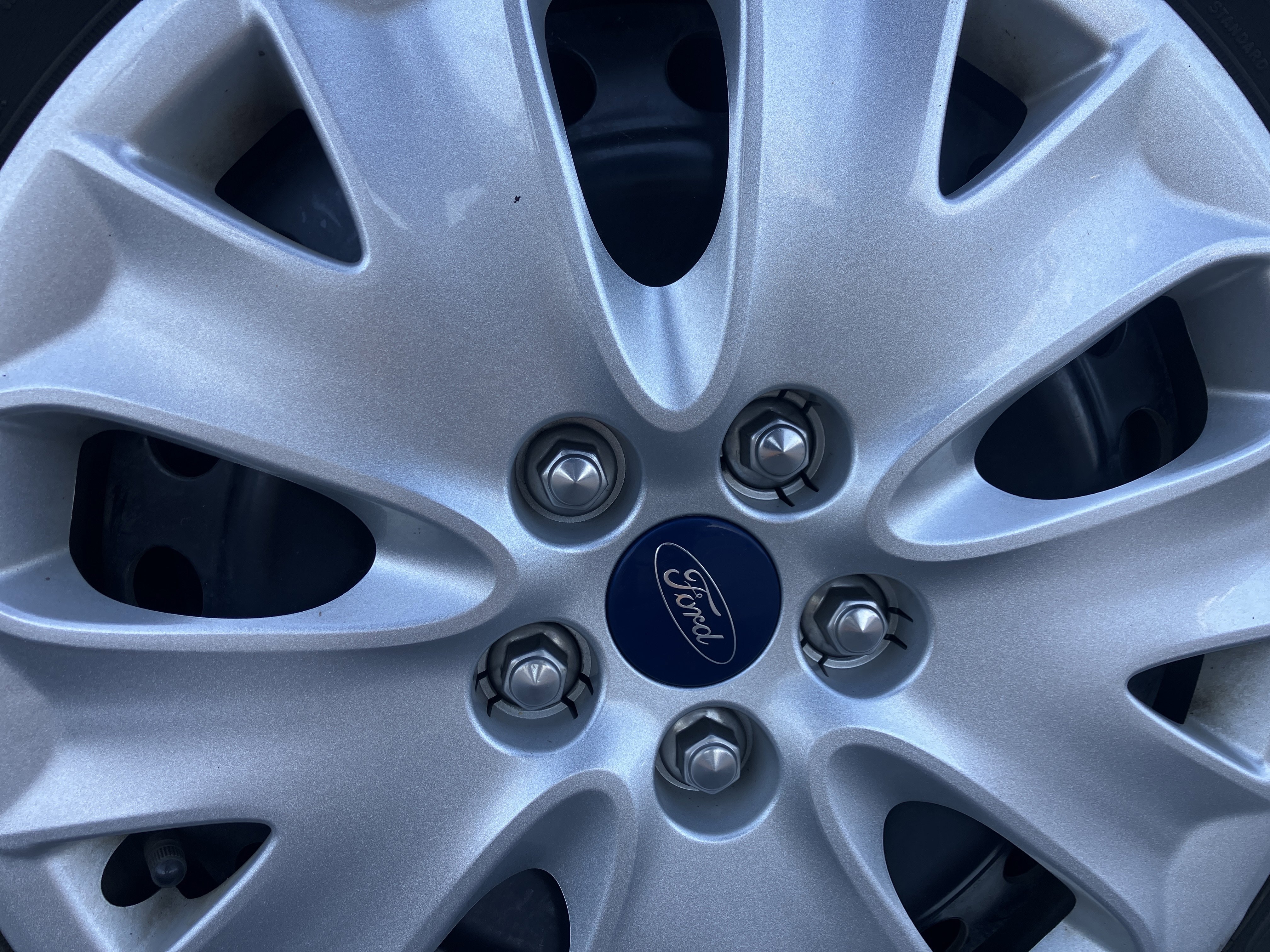 Used 2020 Ford Fusion S image 9