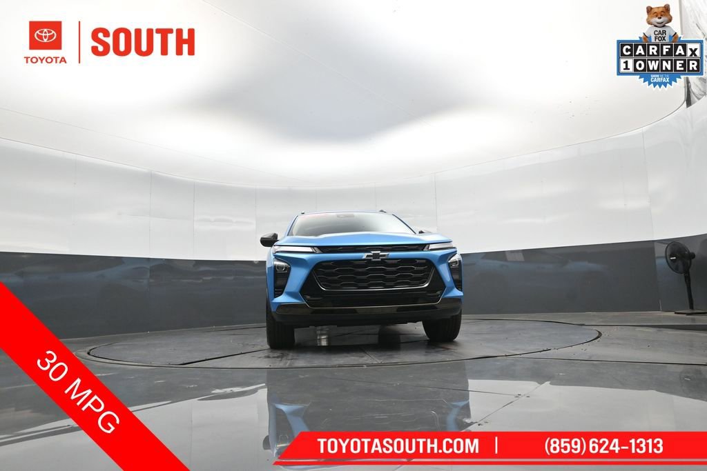 Used 2025 Chevrolet Trax ACTIV w/ Driver Confidence Package FWD image 36