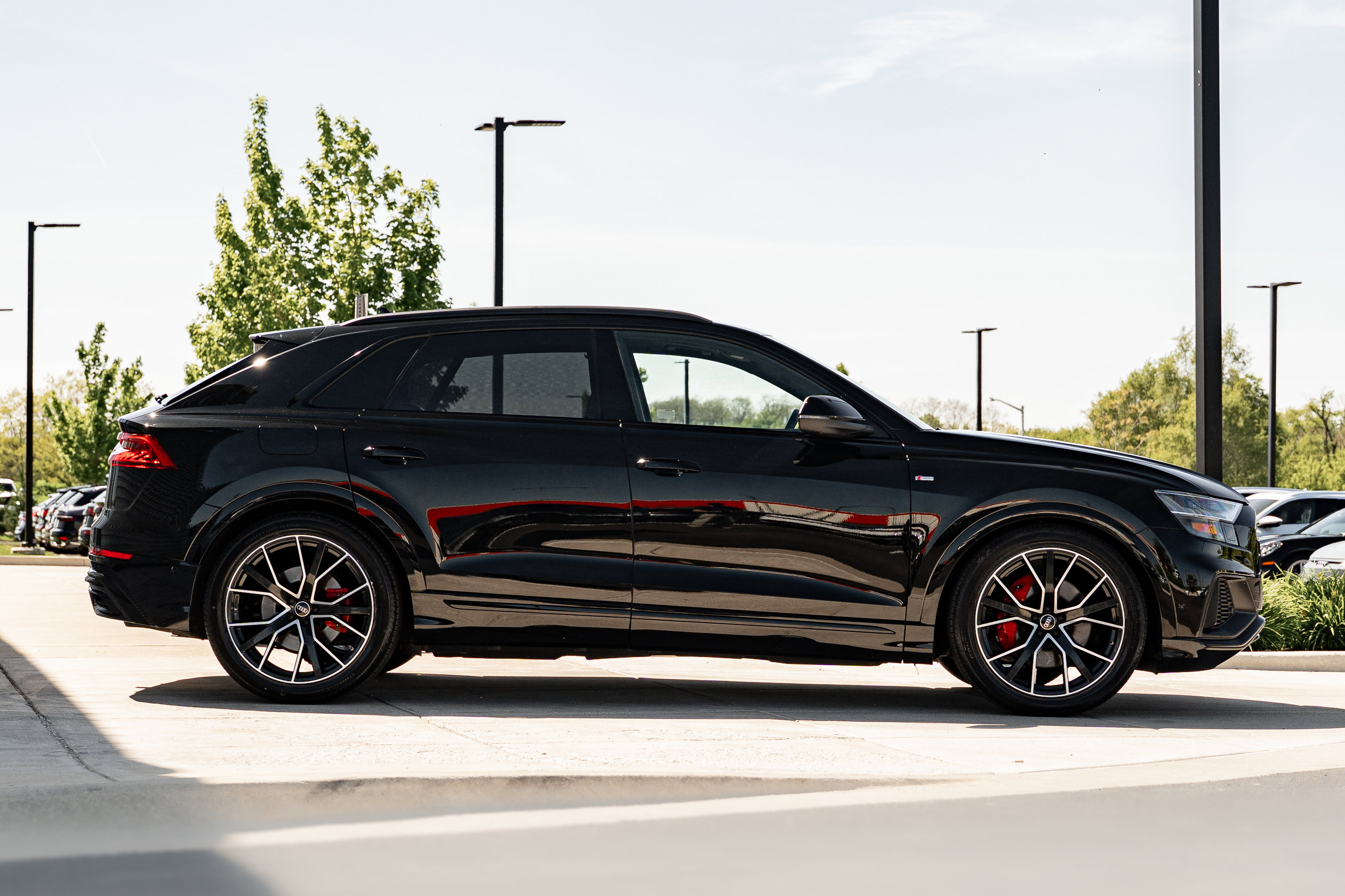 Certified 2023 Audi Q8 Prestige w/ Prestige Package AWD/4WD image 3