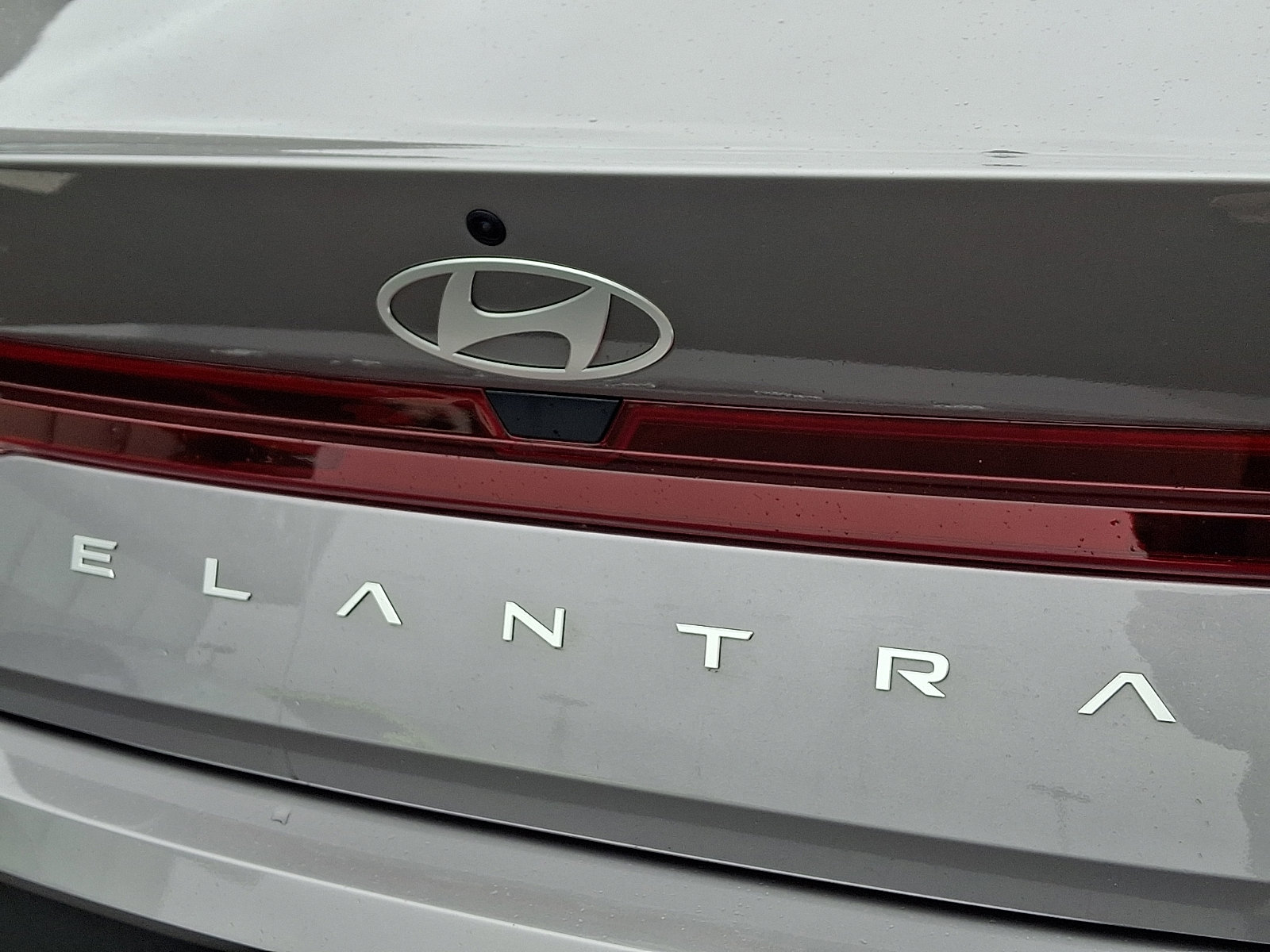Certified 2024 Hyundai Elantra SE image 30