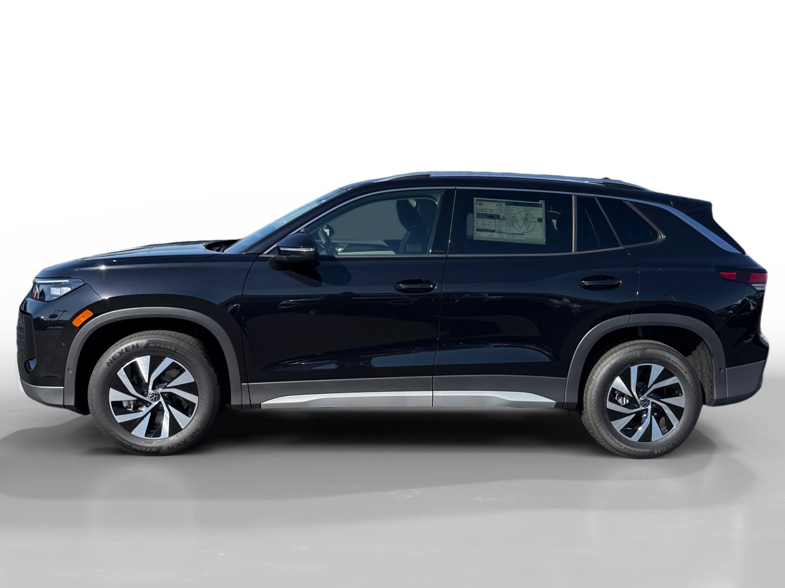 New 2026 Volkswagen Tiguan S AWD/4WD image 2