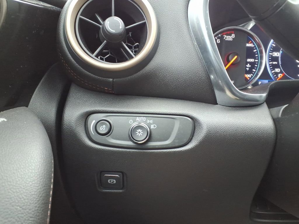 Certified 2023 Chevrolet Blazer Premier w/ Driver Confidence II Package image 17