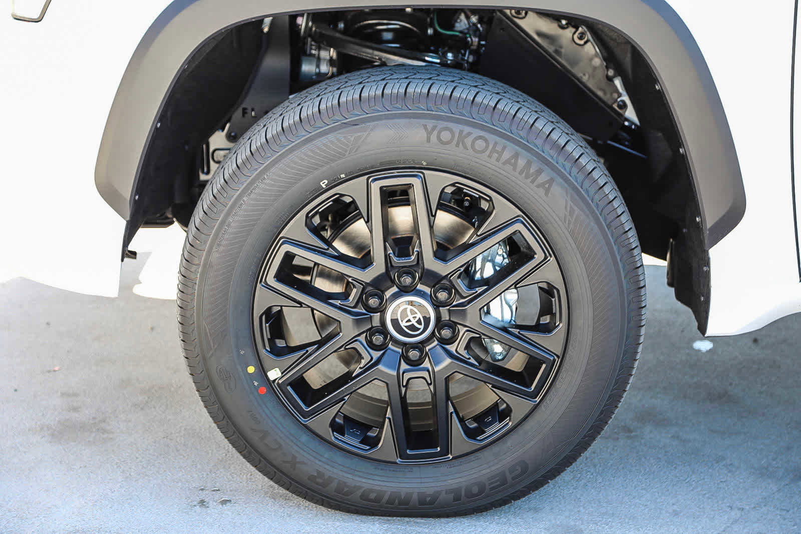 New 2024 Toyota Tundra Limited image 10