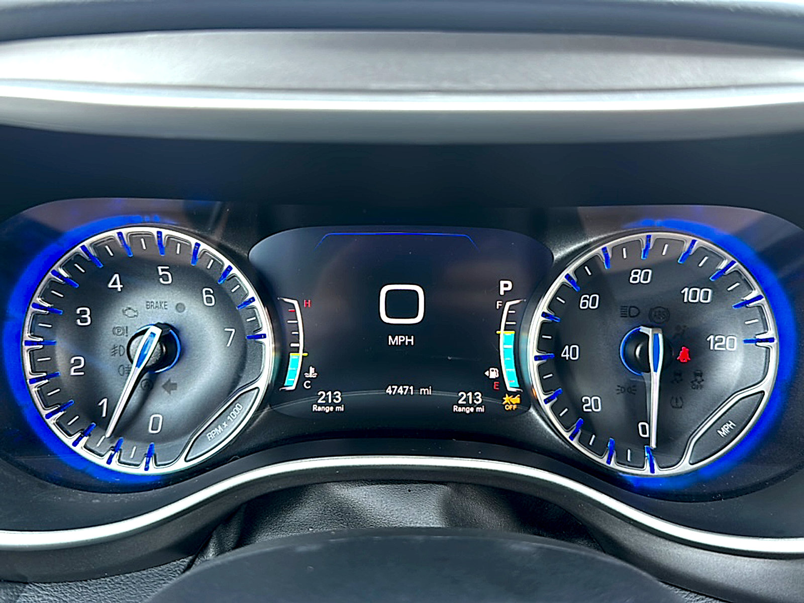 Used 2022 Chrysler Pacifica Touring-L image 28