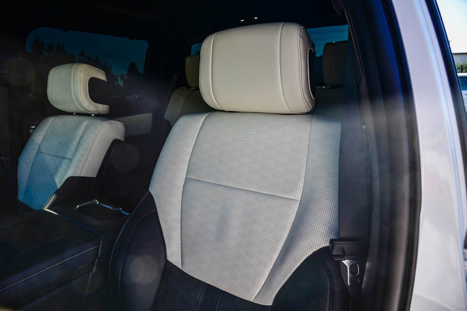 Used 2025 Toyota Tundra Capstone image 27