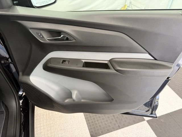 New 2027 Chevrolet Bolt RS w/ Super Cruise Package FWD image 22