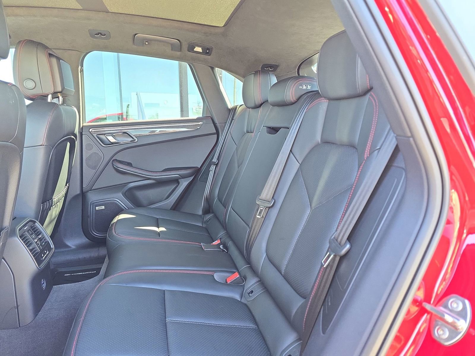 Certified 2026 Porsche Macan GTS image 23