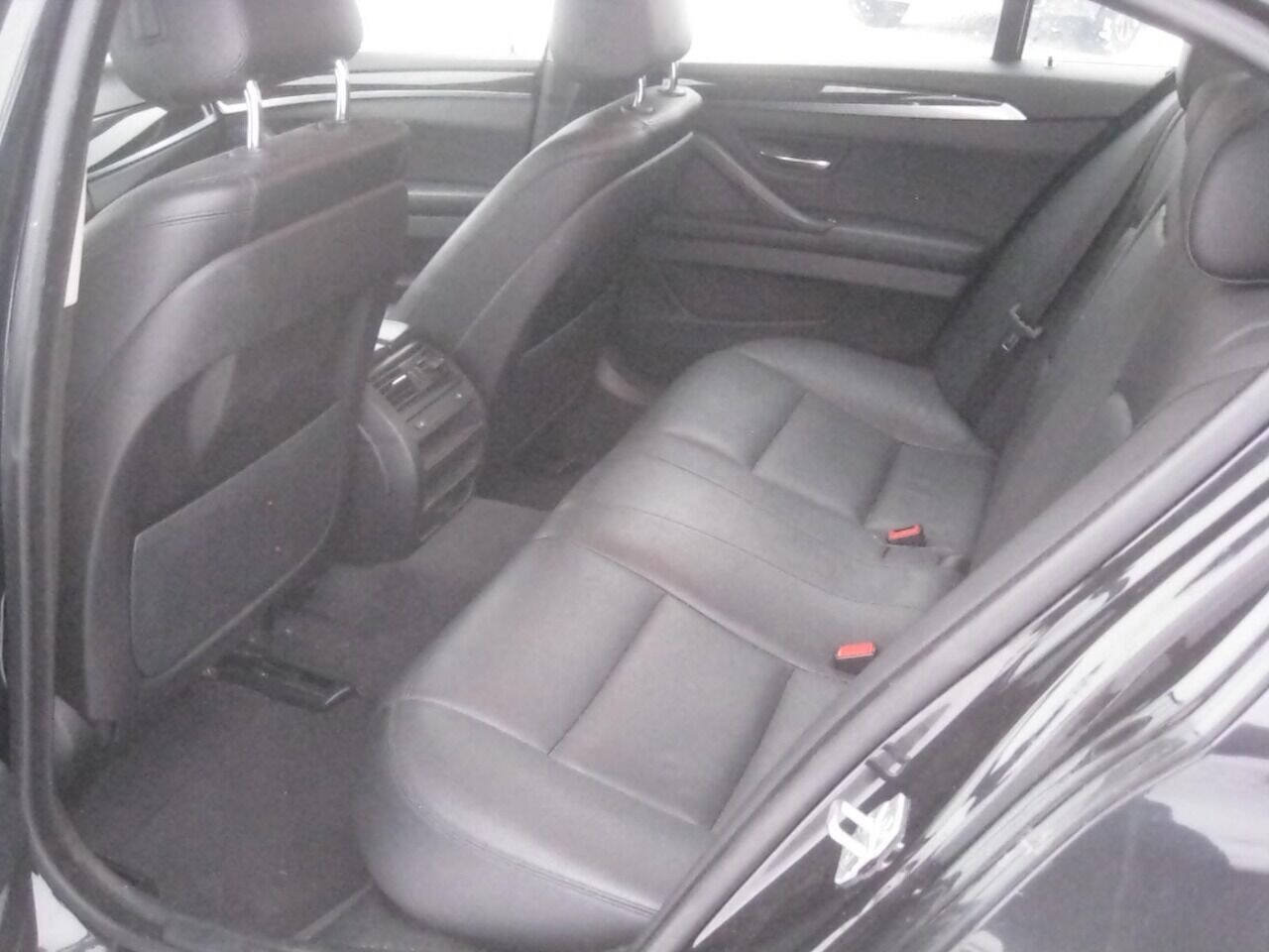 Used 2015 BMW 535i xDrive Sedan AWD/4WD image 12