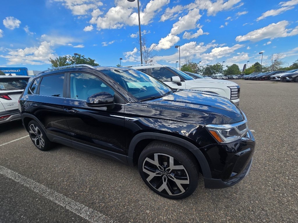 Used 2023 Volkswagen Taos SEL AWD/4WD image 7