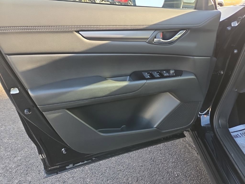 Used 2025 MAZDA CX-5 AWD 2.5 S w/ Select Package image 11