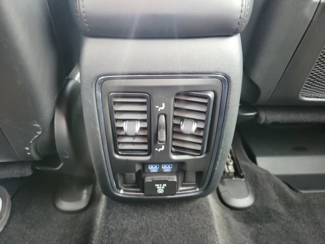 Used 2022 Jeep Grand Cherokee Limited AWD/4WD image 13