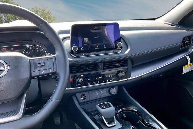 New 2026 Nissan Rogue SV FWD image 6