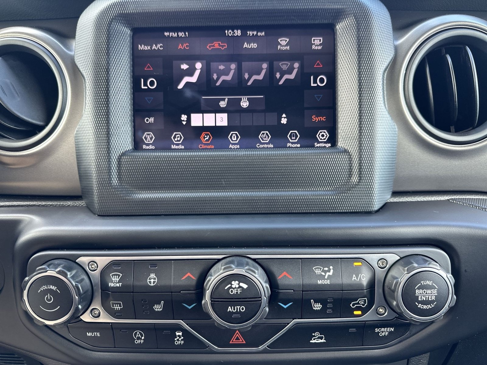 Used 2021 Jeep Gladiator Sport AWD/4WD image 22