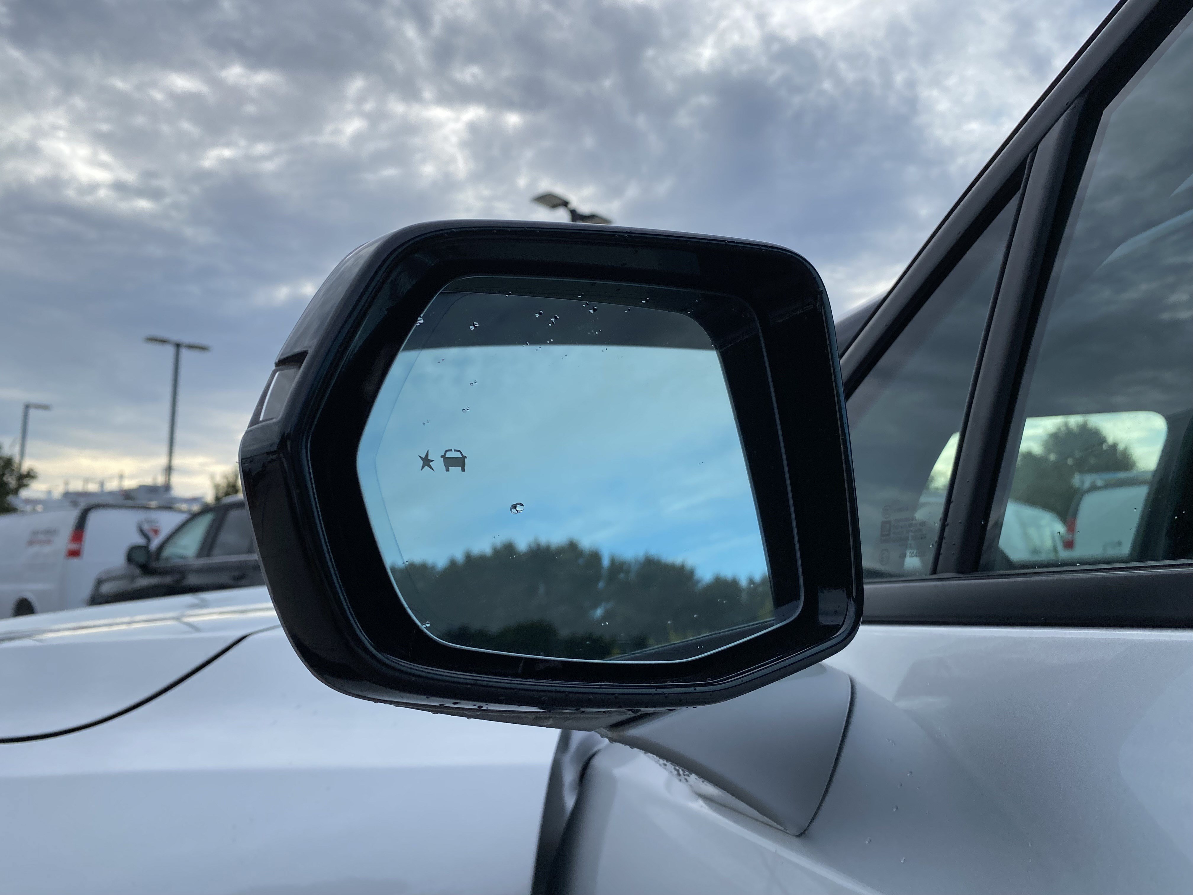 Used 2022 Chevrolet Blazer LT FWD image 38