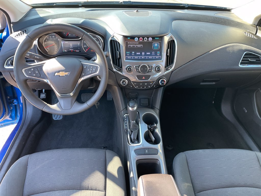 Used 2016 Chevrolet Cruze LT w/ Sun And Sound Package FWD image 15