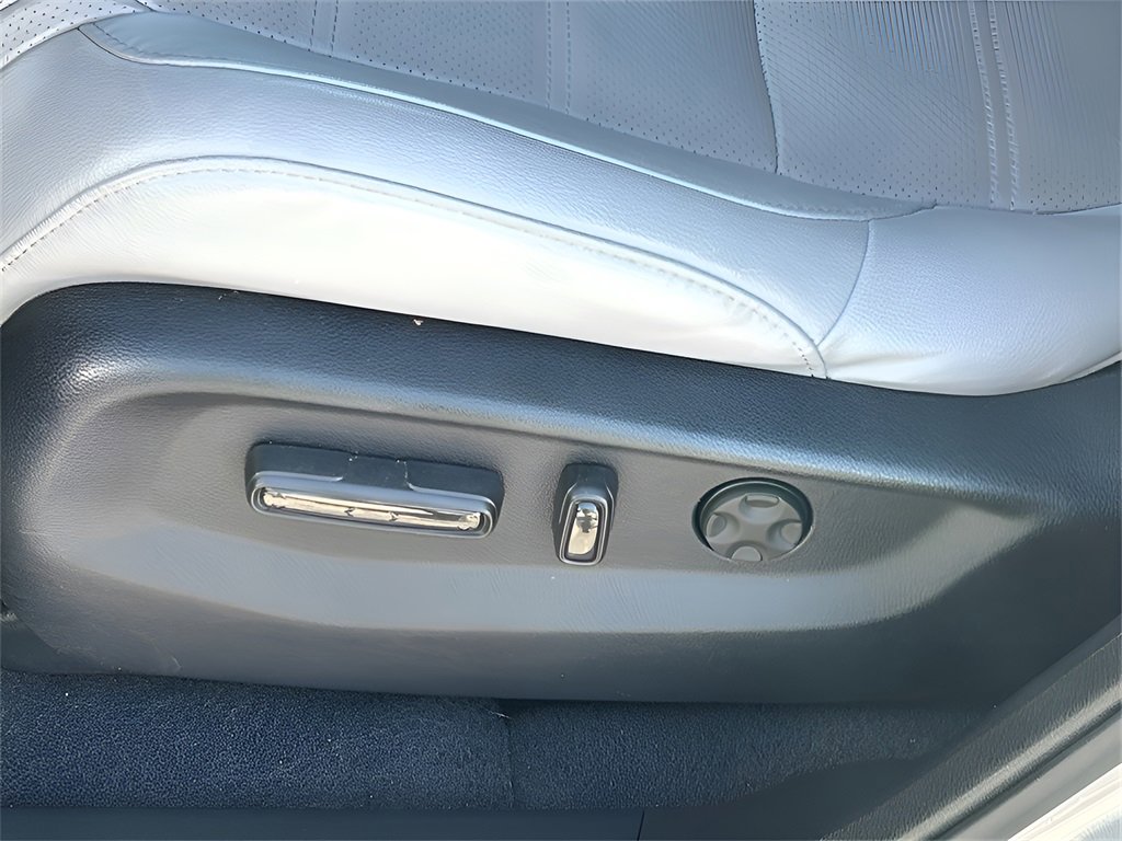 Used 2022 Honda CR-V EX-L image 18