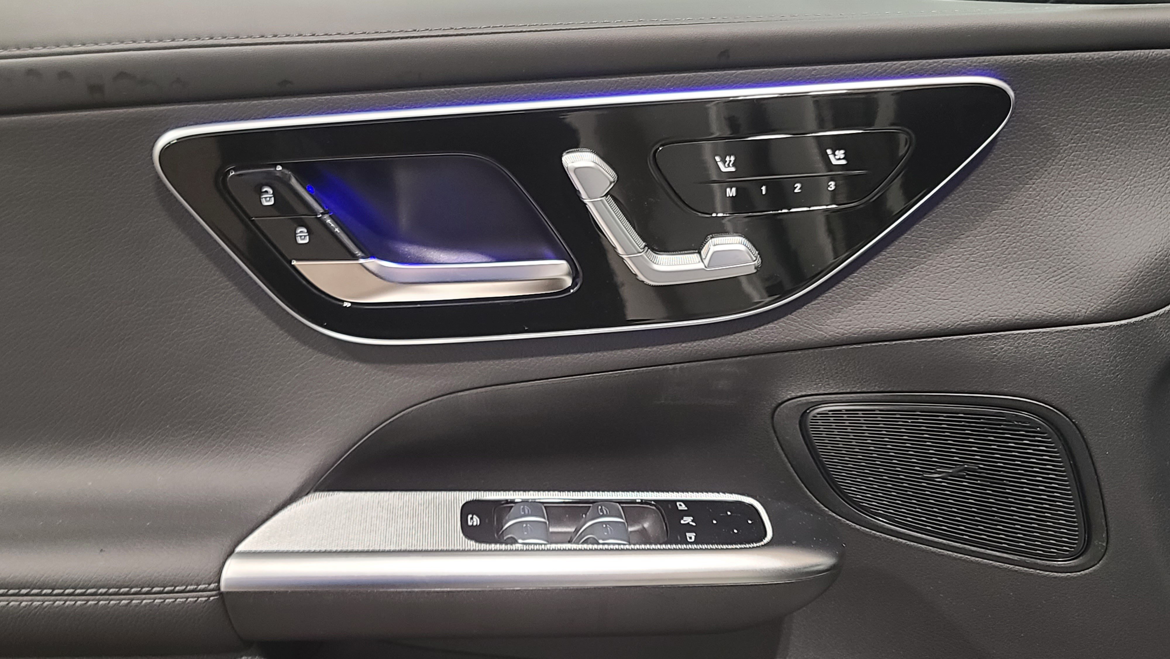 New 2026 Mercedes-Benz GLC 300 4MATIC image 12
