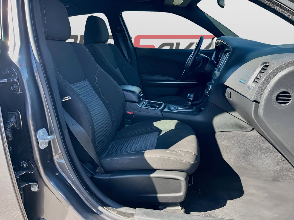 Used 2023 Dodge Charger SXT RWD image 27