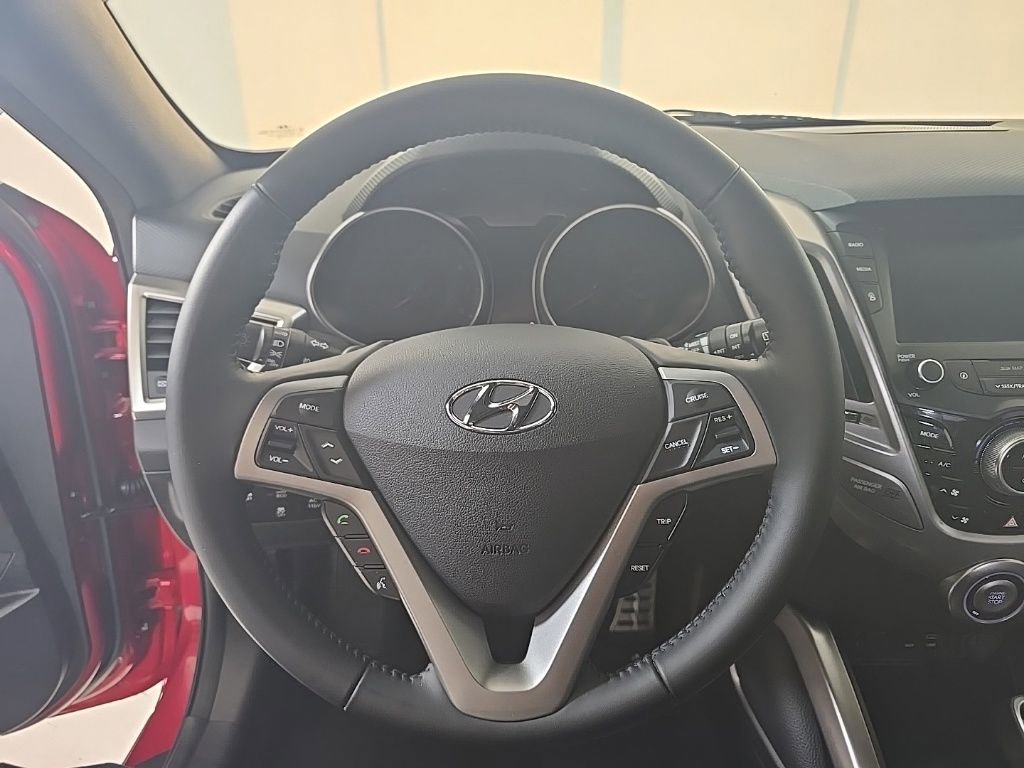 Used 2016 Hyundai Veloster w/ Option Group 03 image 17