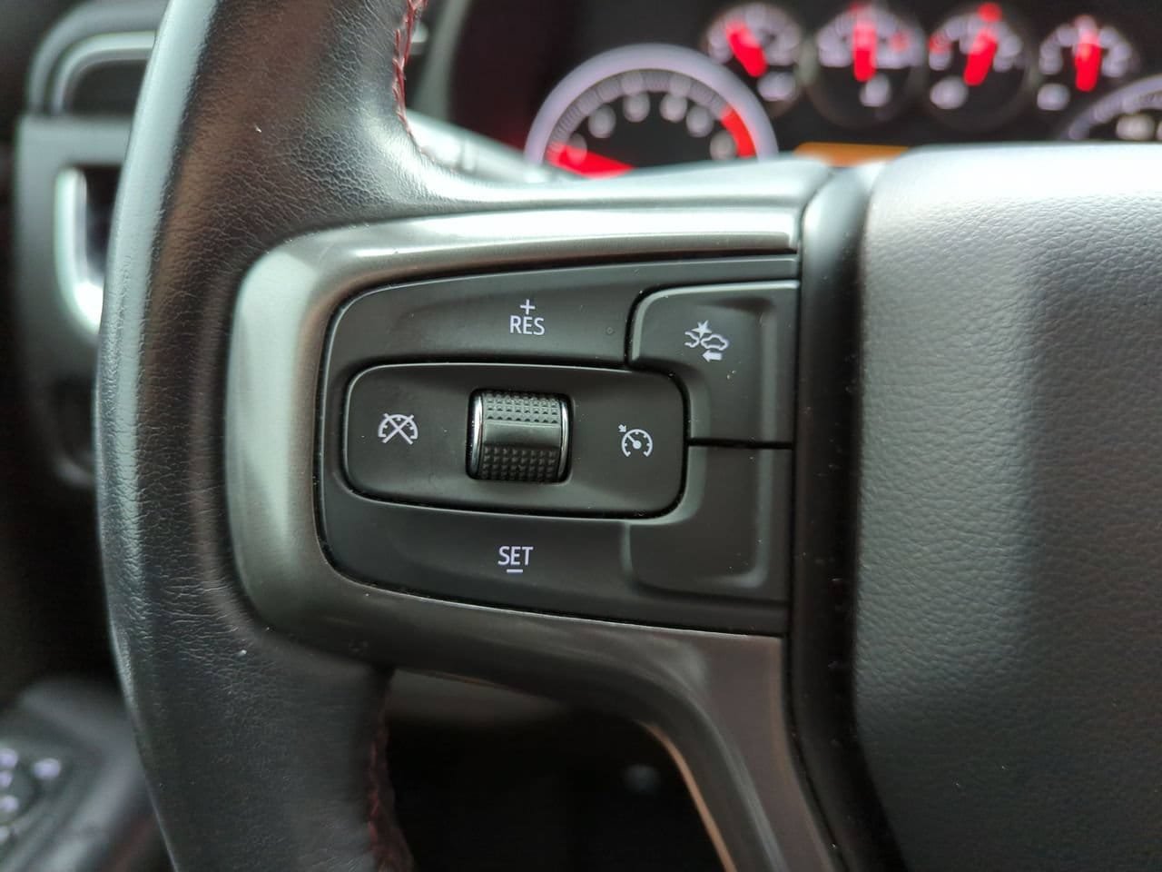 Used 2021 Chevrolet Tahoe RST RWD image 12