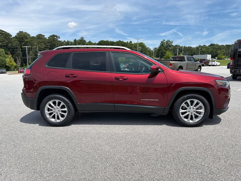 Used 2021 Jeep Cherokee Latitude FWD image 8
