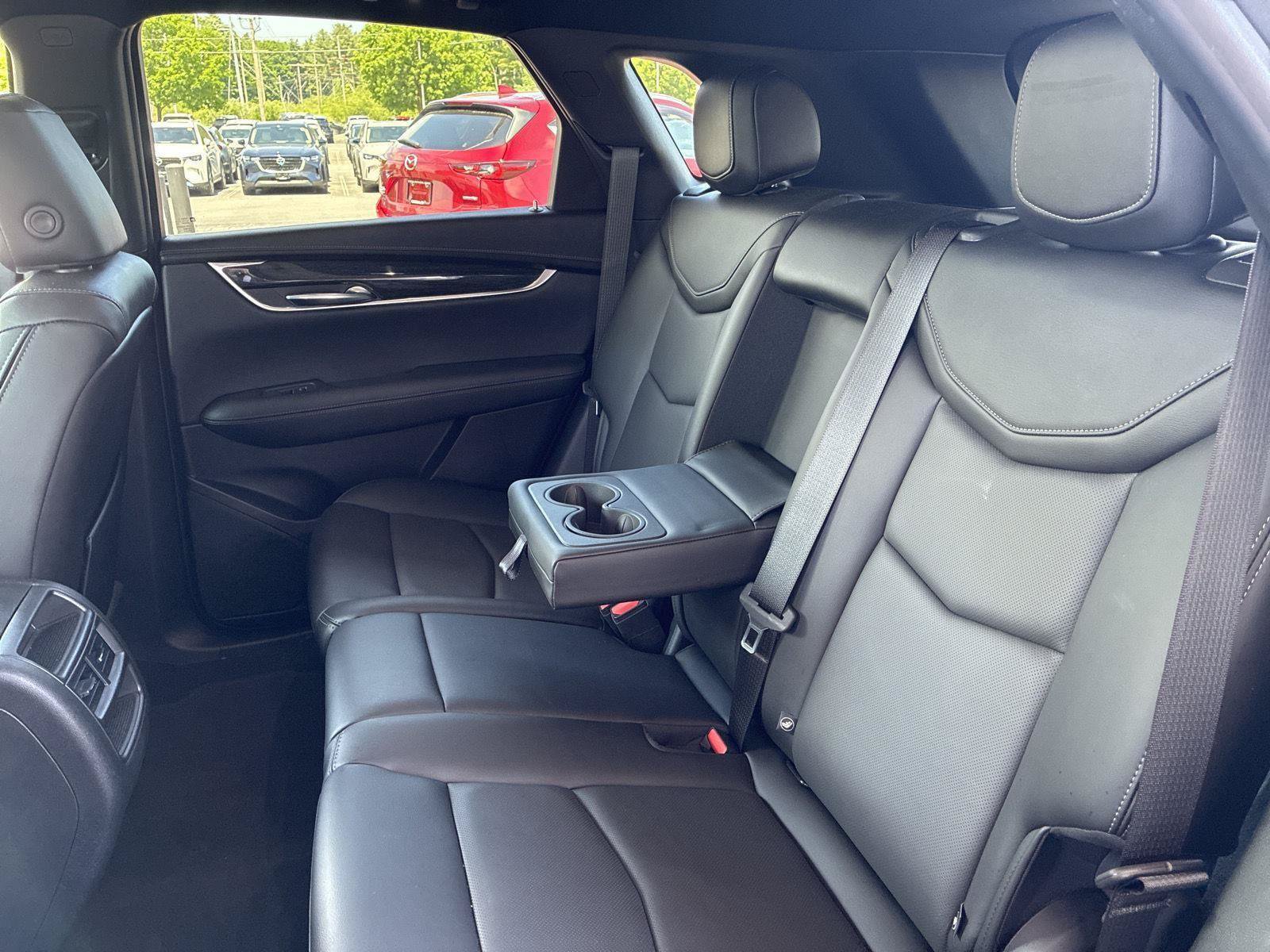 Used 2022 Cadillac XT5 Premium Luxury w/ Technology Package AWD/4WD image 14