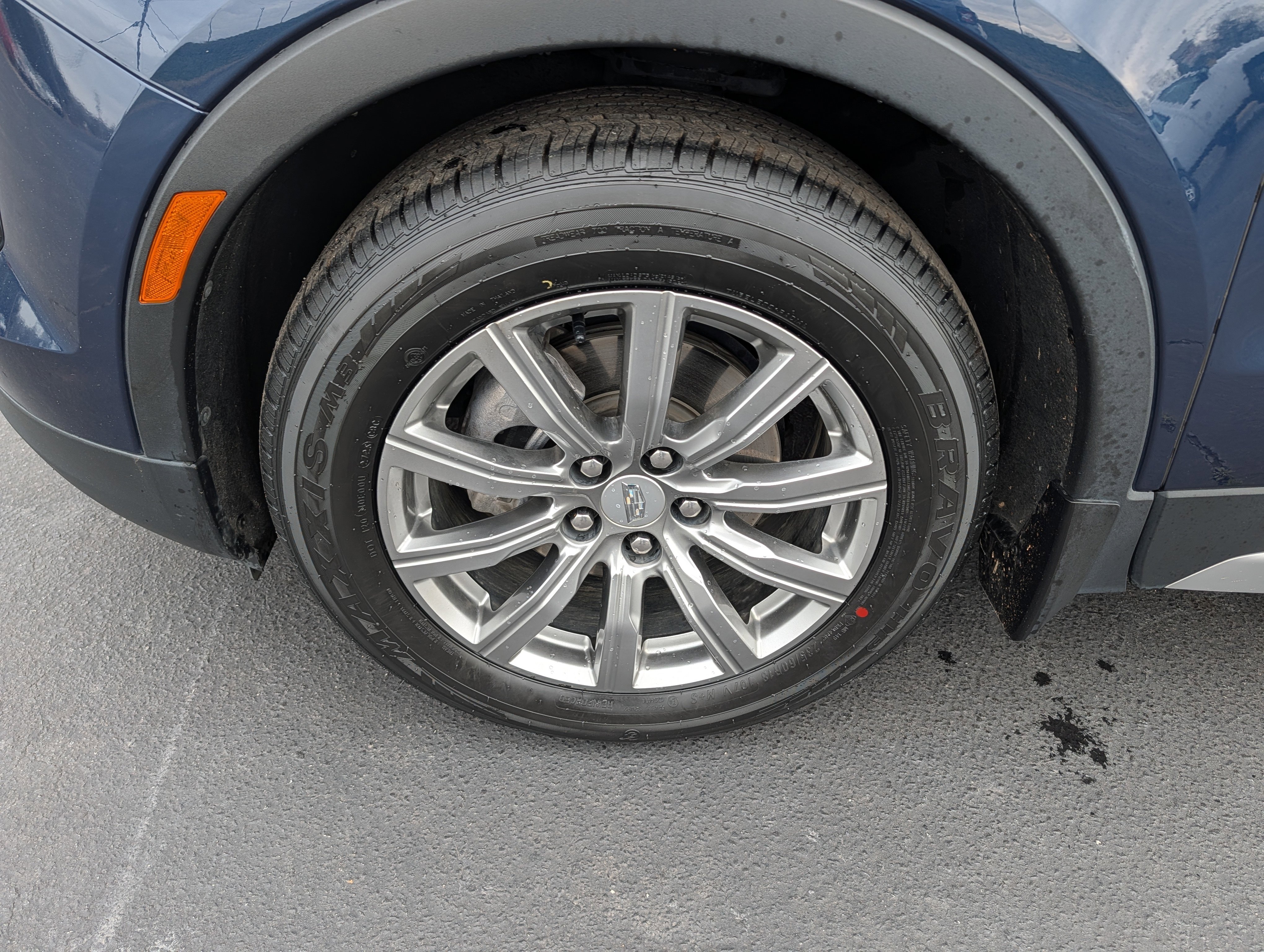 Used 2020 Cadillac XT4 Premium Luxury w/ Cold Weather Package image 40