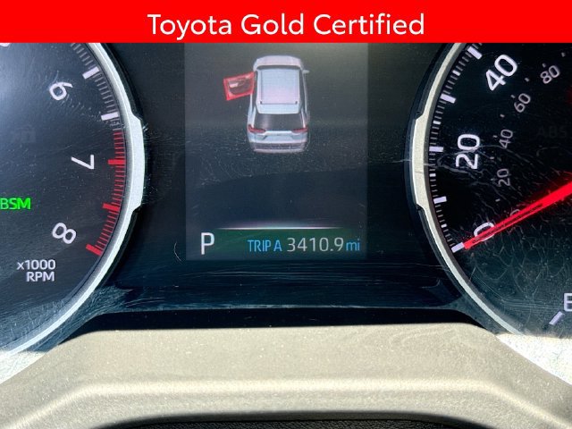 Certified 2021 Toyota RAV4 XLE Premium AWD/4WD image 13