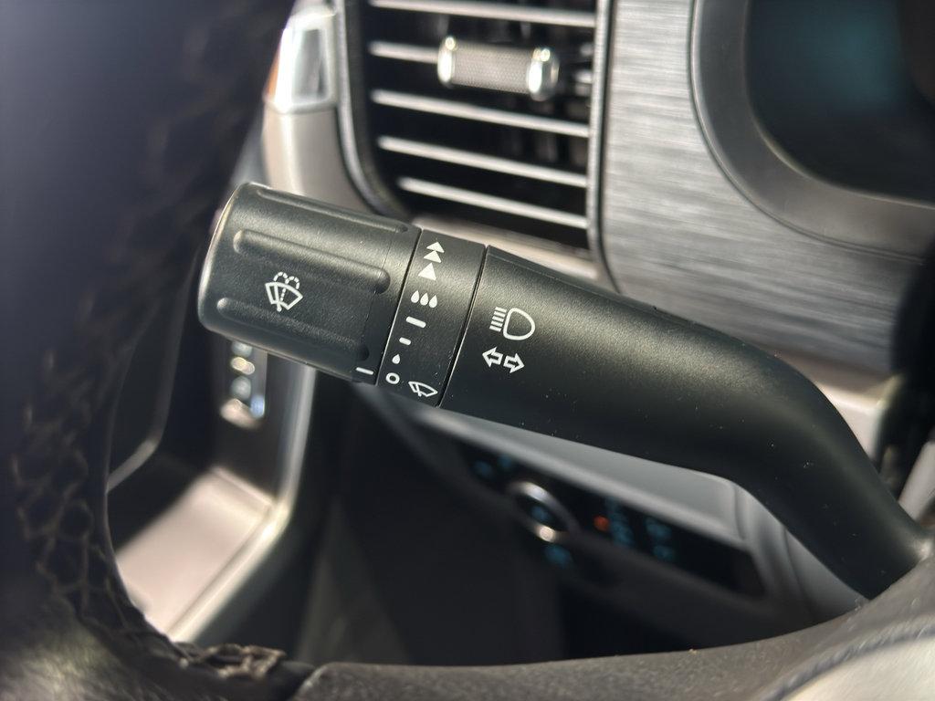 Used 2024 Ford F150 XLT image 25